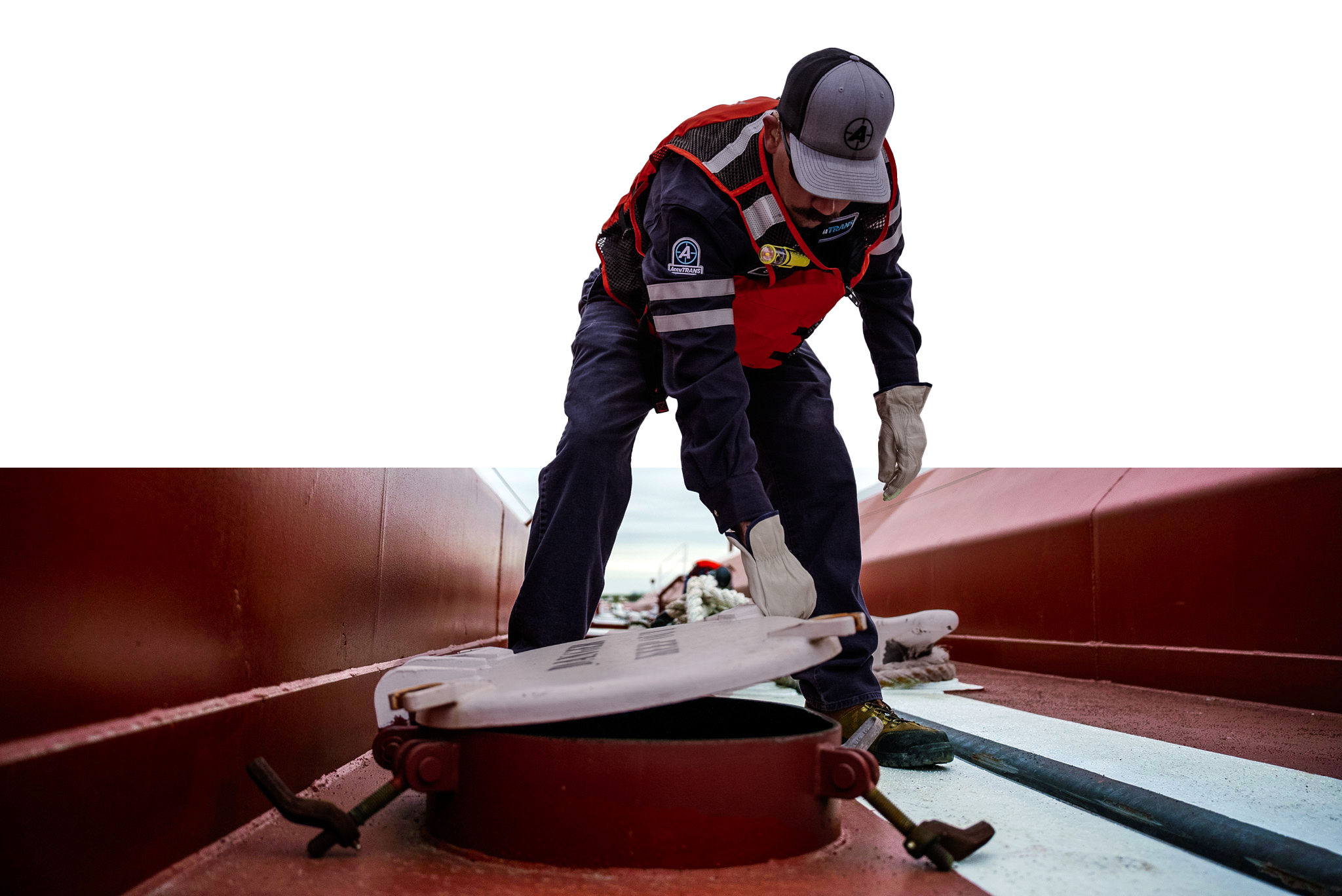 Tankerman opening hatch